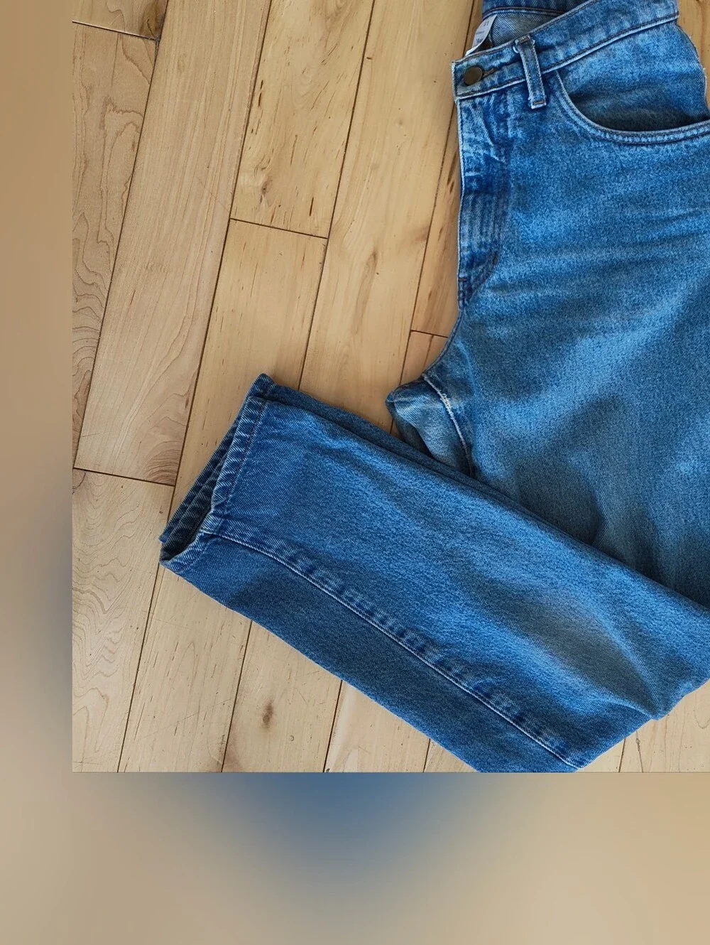 Vintage Mom Jeans - Picture 4 of 7